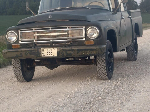 1967 International Harvester Travelette 4×4 B1200 Short Bed, Low Miles for sale