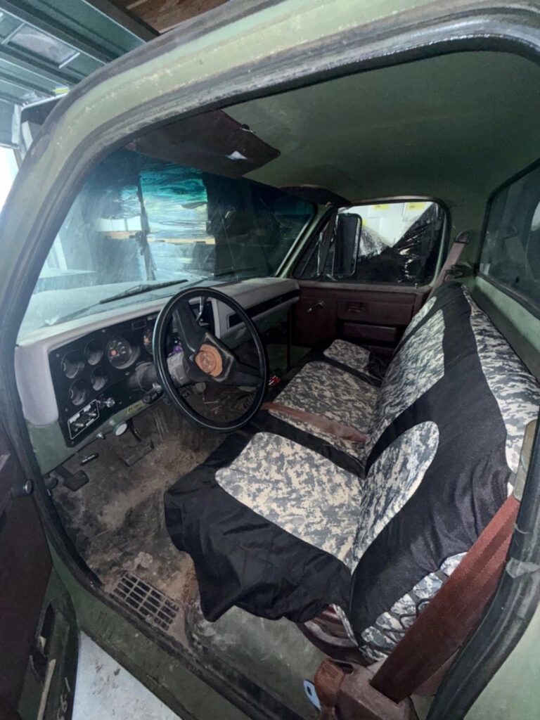 1986 Chevrolet M1031 4×4 cucv 5/4 ton Military Truck Square Body Chevy Diesel