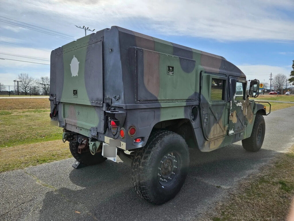 1987 American General Humvee Hmmwv M998 4 X-Doors with Helmet Top – Titled