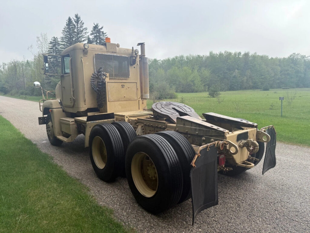 1992 Freightliner M915a2 Military Semi Tractor Fld120 Detroit Diesel 6×4 Army