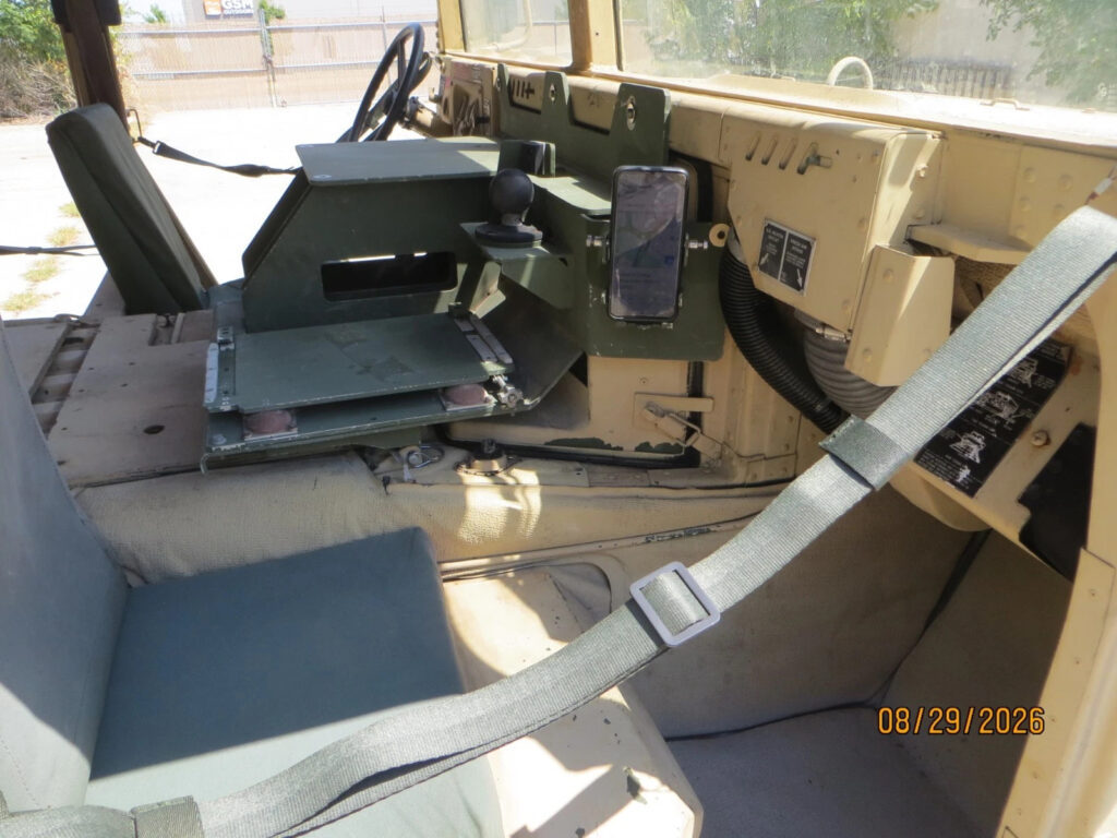 2006 Hmmwv Military Hummer M1097r1 with 4 door Utility, good Title, 6100 Miles