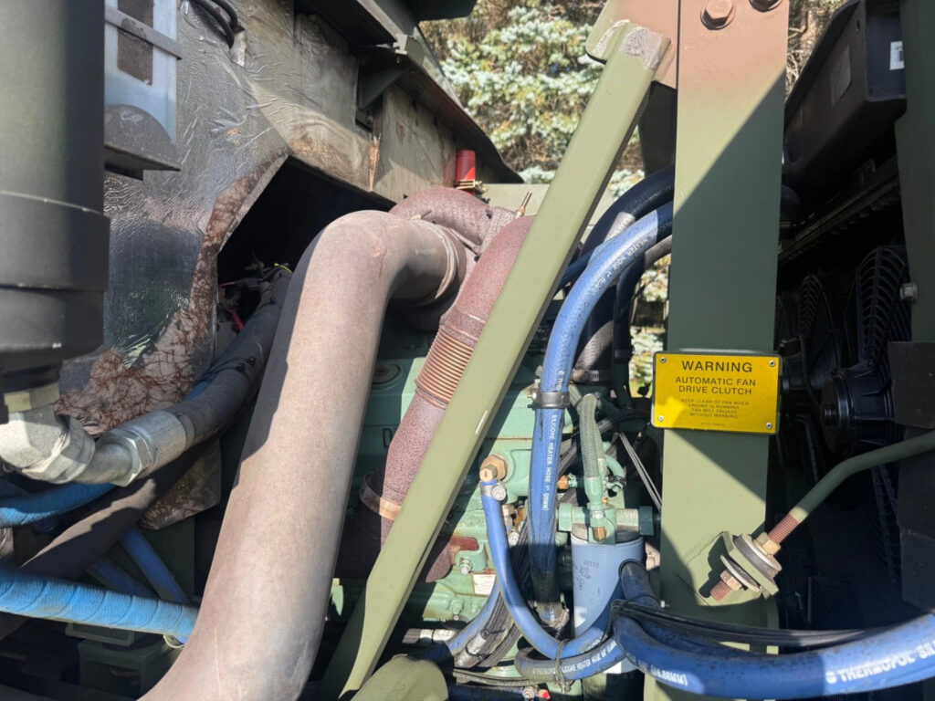 2008 Overhaul Oshkosh M1070 8×8 Semi Tractor