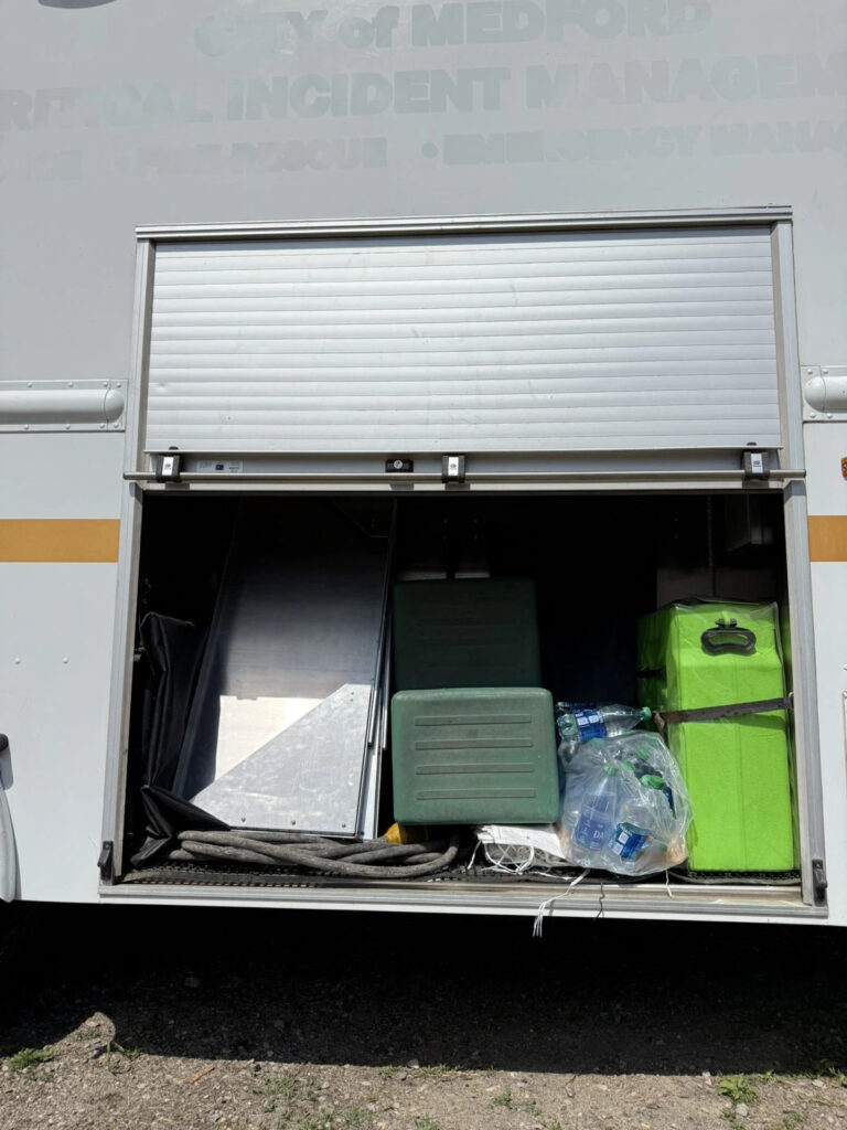 Mobile Command Center 7,000 Miles Emergency Response, FIRE Rescue, Swat, Police