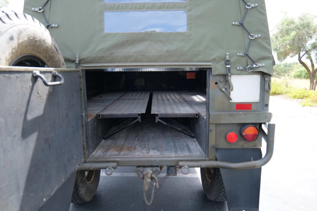 Steyr-Puch Pinzgauer 710M