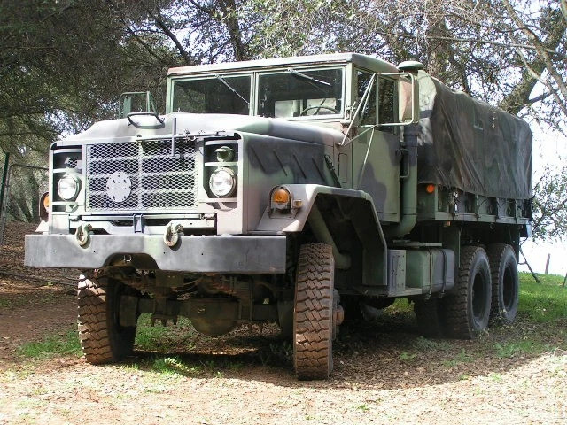 1985 Am General M923 Military hard top 5-Ton Cargo Truck 6×6