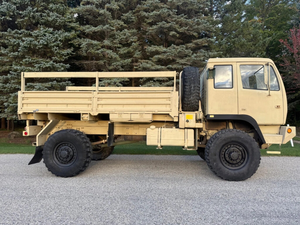 1998 Stewart & Stevenson M1078 LMTV Military Truck 4×4 Cargo FMTV